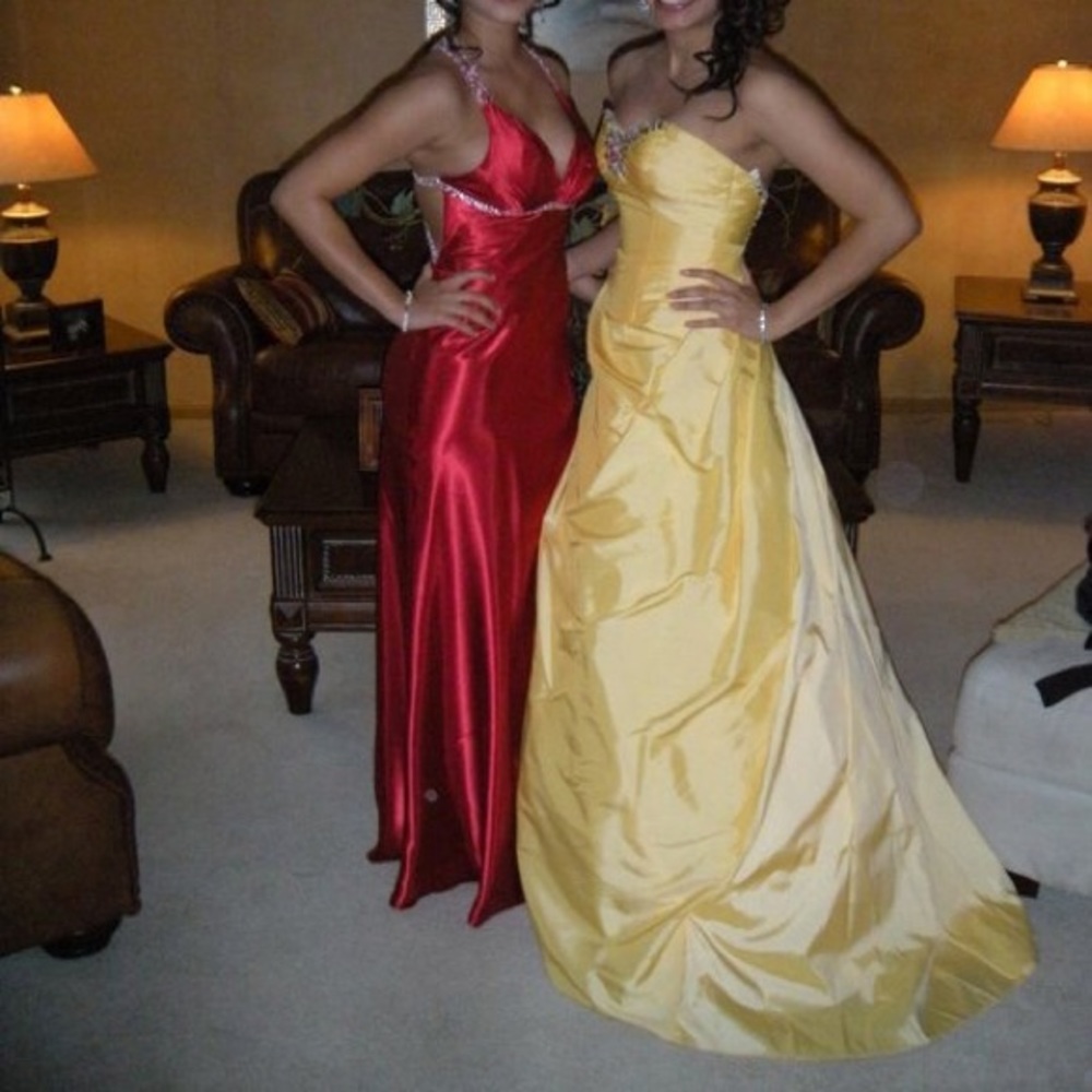 Prom dress - Picture 7 of 8